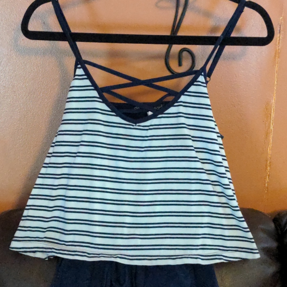 Jumper - Picture 2 of 3